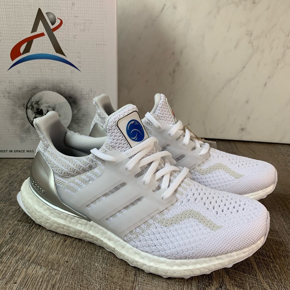 adidas UltraBOOST 5.0 - Picture 7 of 10